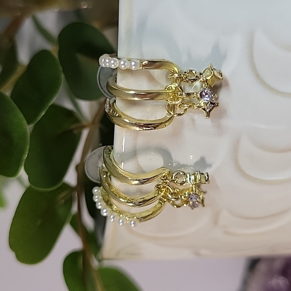 Claw Style Huggies with Faux Pearl, Crystal Dangles, S925 - Picture 1 of 8